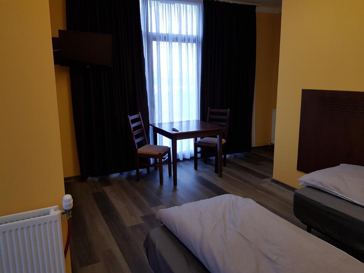 Hotel Restaurant La Passione Tecuci المظهر الخارجي الصورة